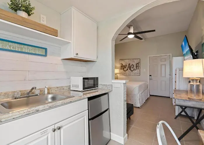 Beachview 321 Across From The Hangout Gulf Shores